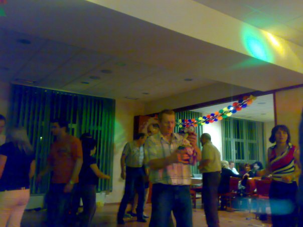 17134_1278196958321_1331927653_31050638_3169161_n.jpg